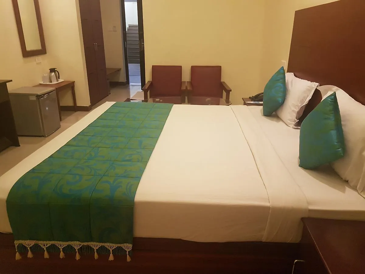 Hotel Pearl Residency Thrissur 0*,  India