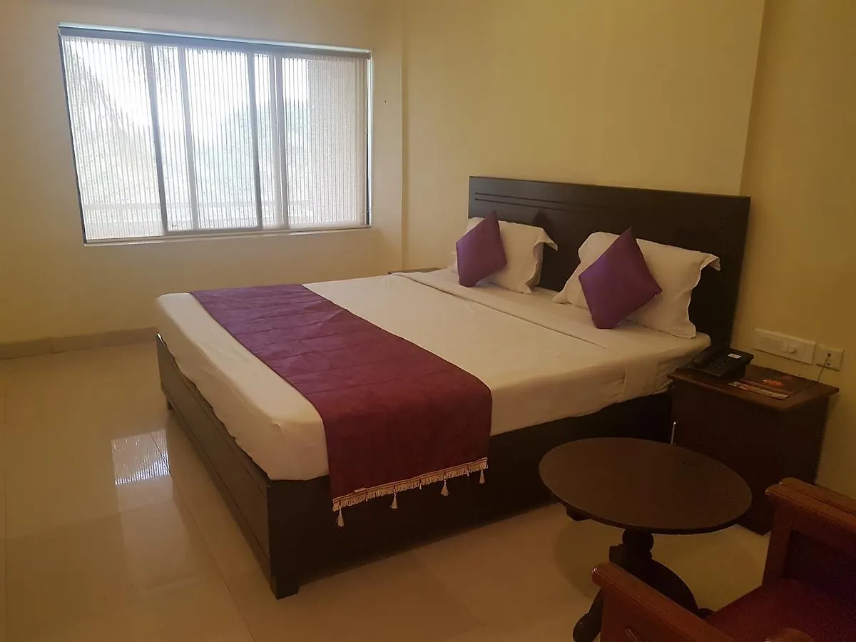 Hotel Pearl Residency Thrissur 0*,