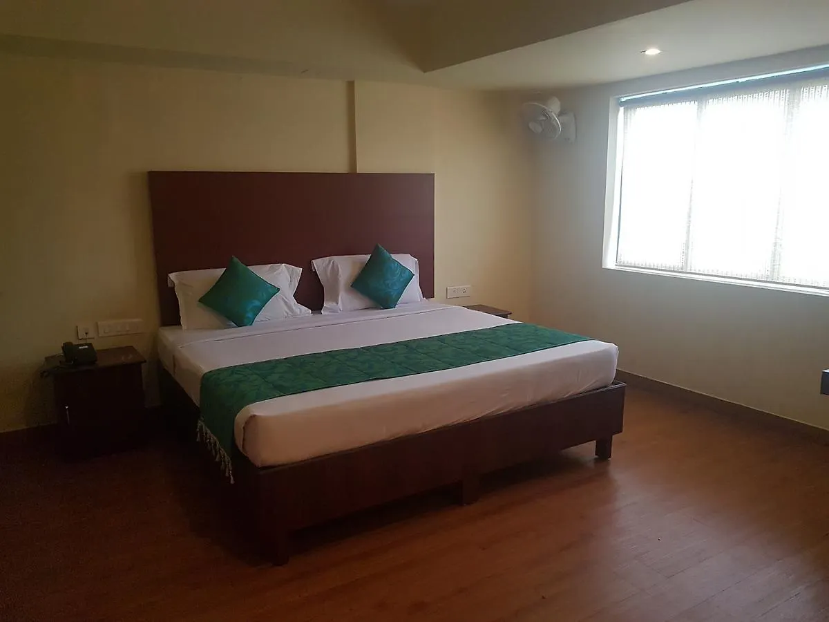 Hotel Pearl Residency Thrissur