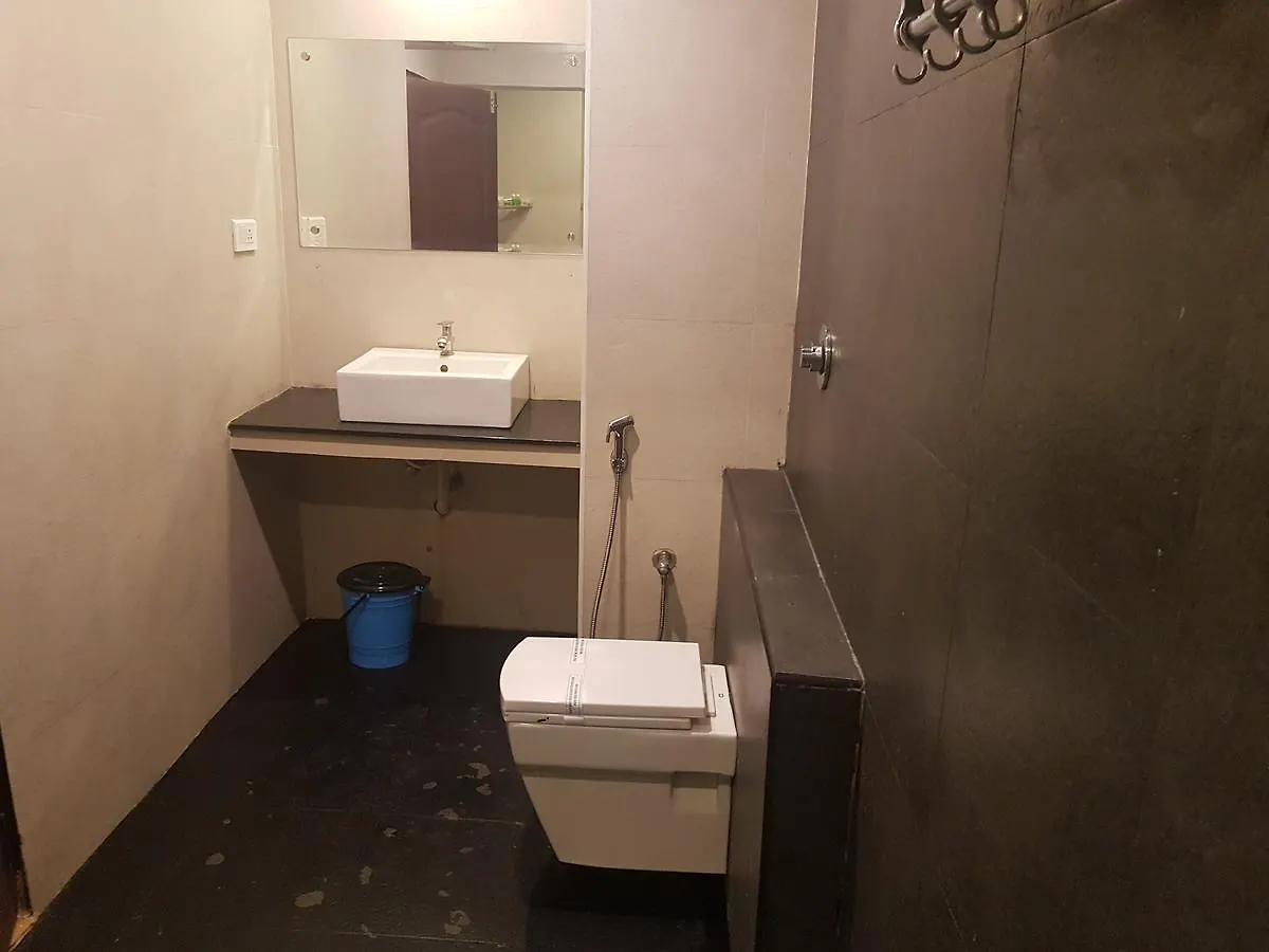 Hotel Pearl Residency Thrissur